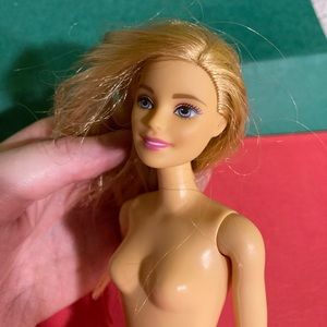 B1G2 - Barbie Fashion Doll - Buy 1, Get 2 FREE